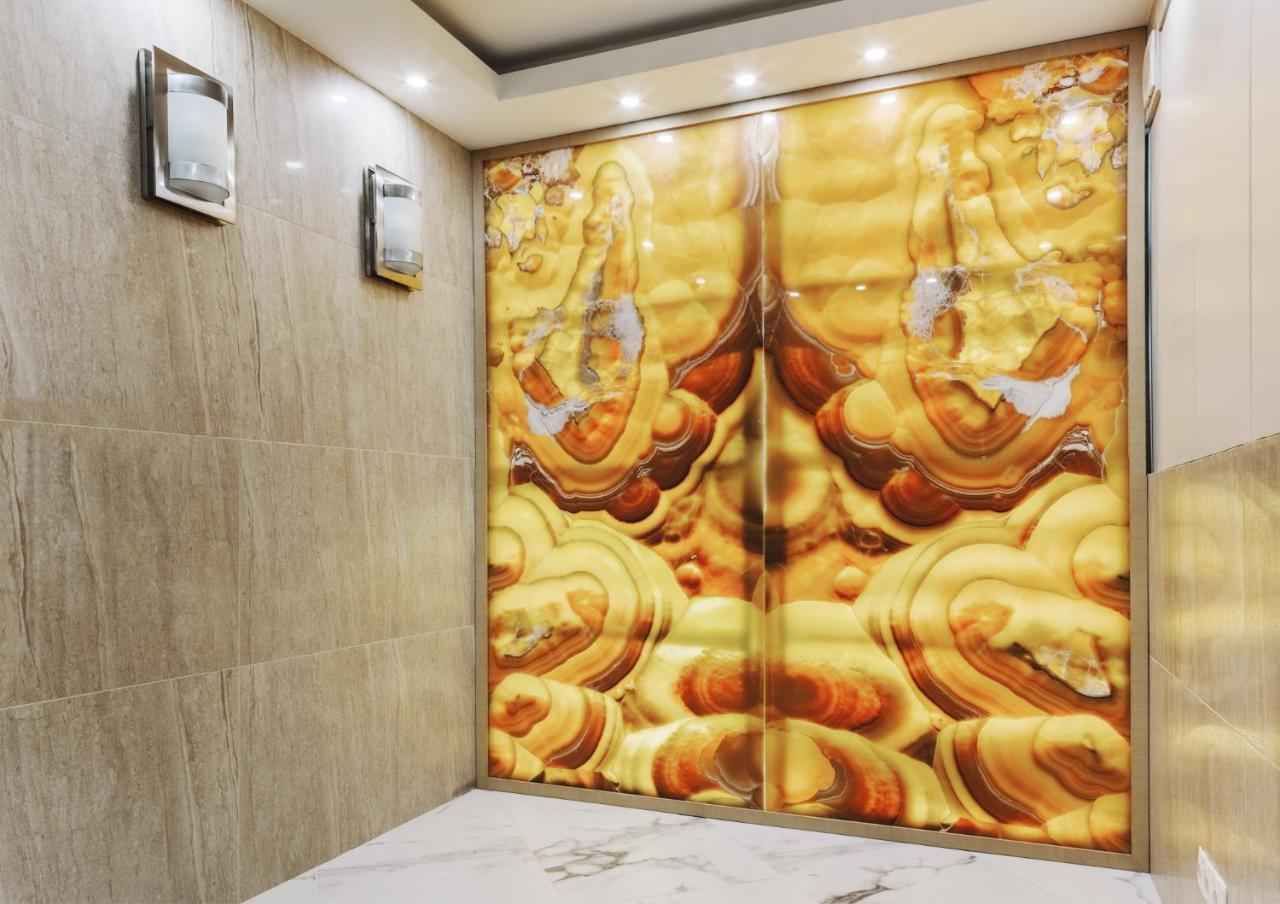 Roxen Hotel&Spa คีชีเนา ภายนอก รูปภาพ