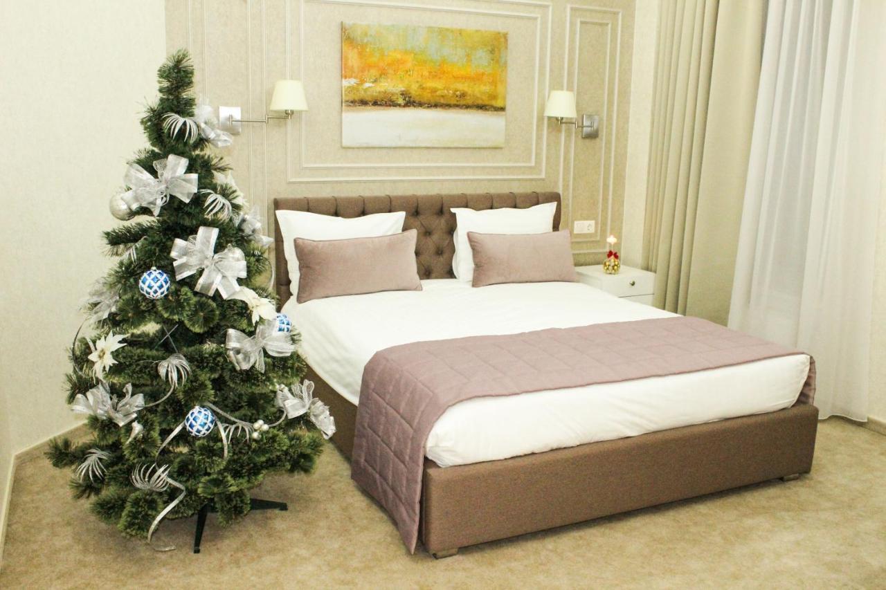 Roxen Hotel&Spa คีชีเนา ภายนอก รูปภาพ